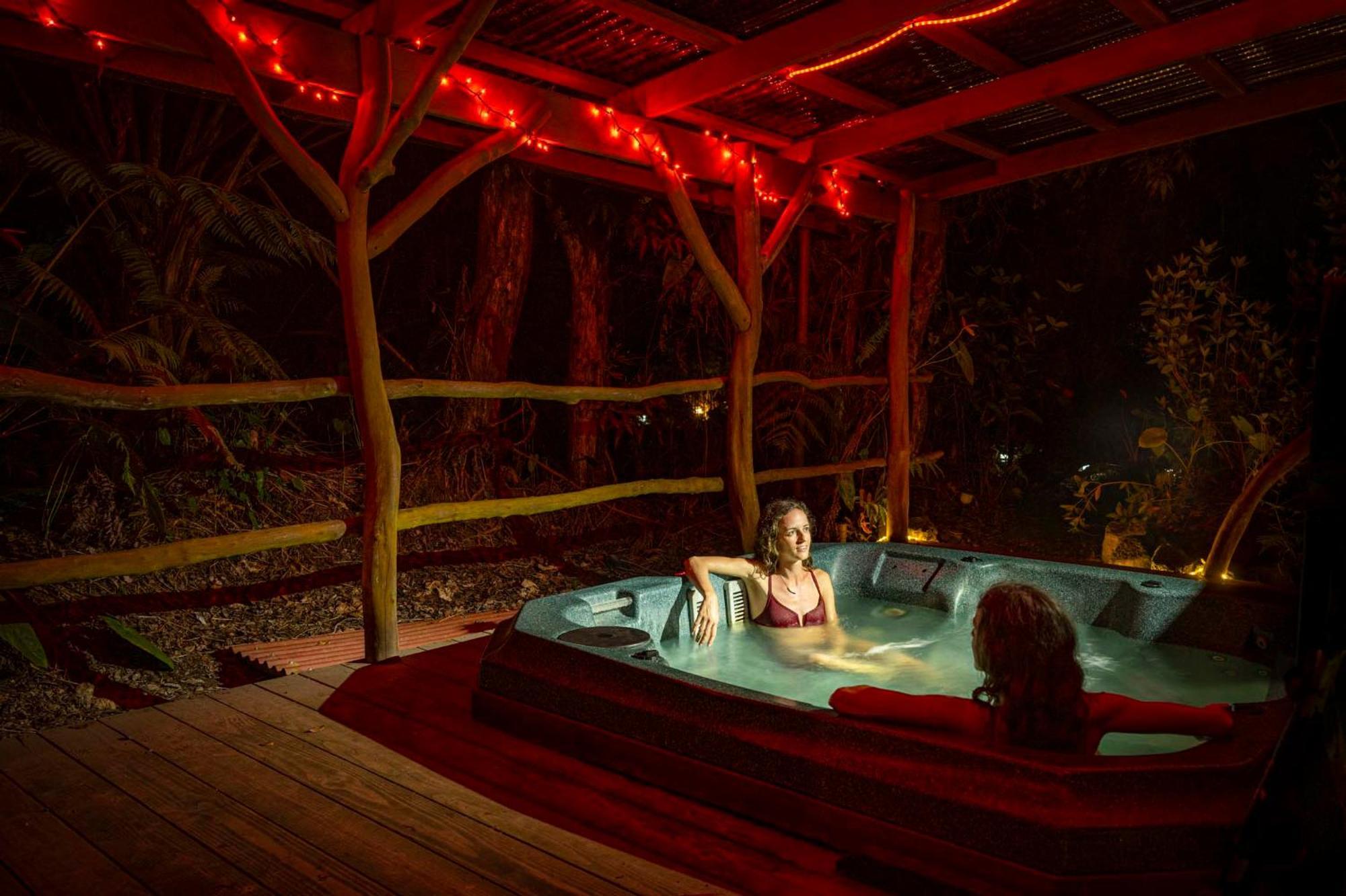 Volcano Inn Bed N Breakfast Ngoại thất bức ảnh