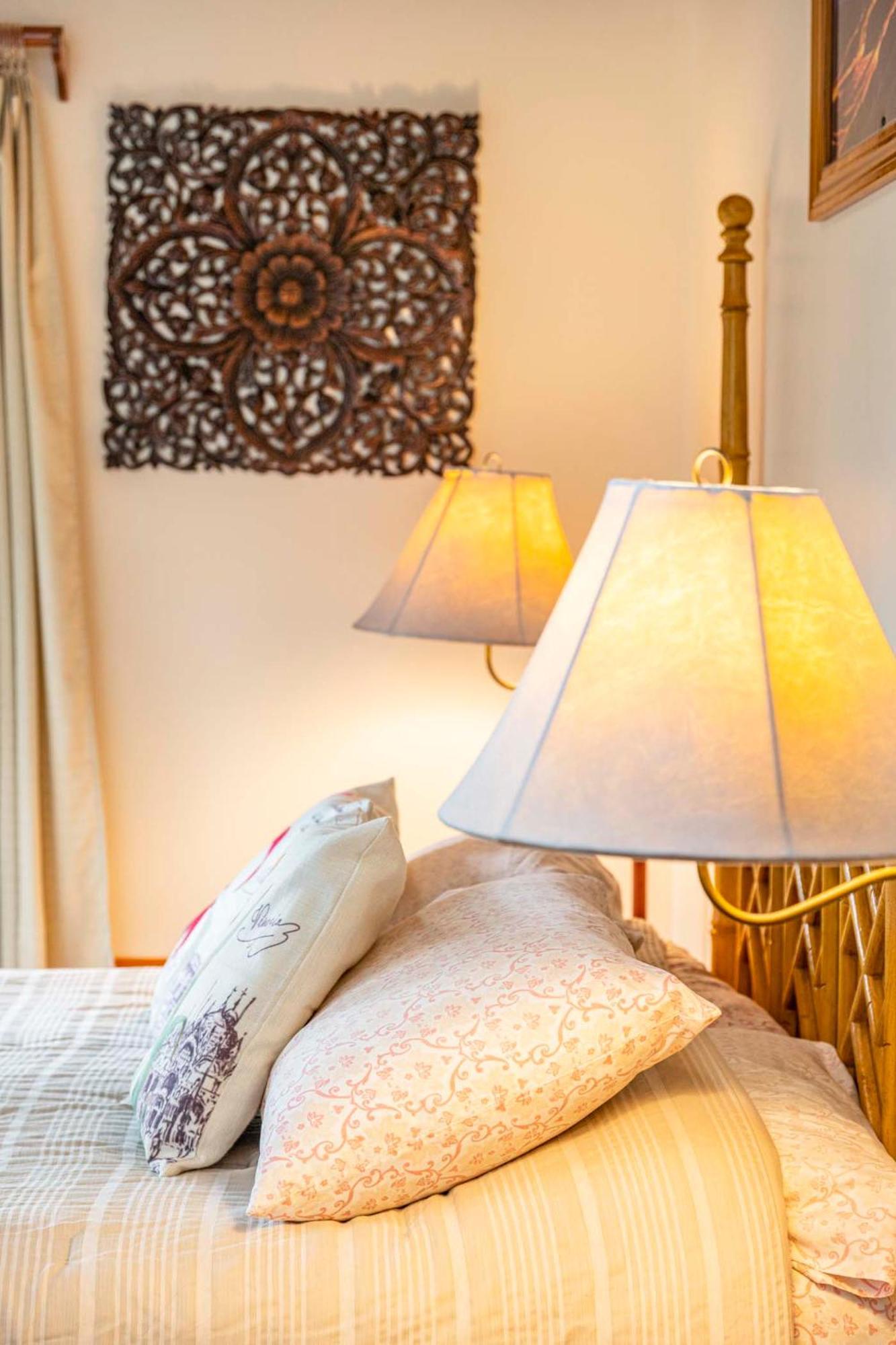 Volcano Inn Bed N Breakfast Ngoại thất bức ảnh