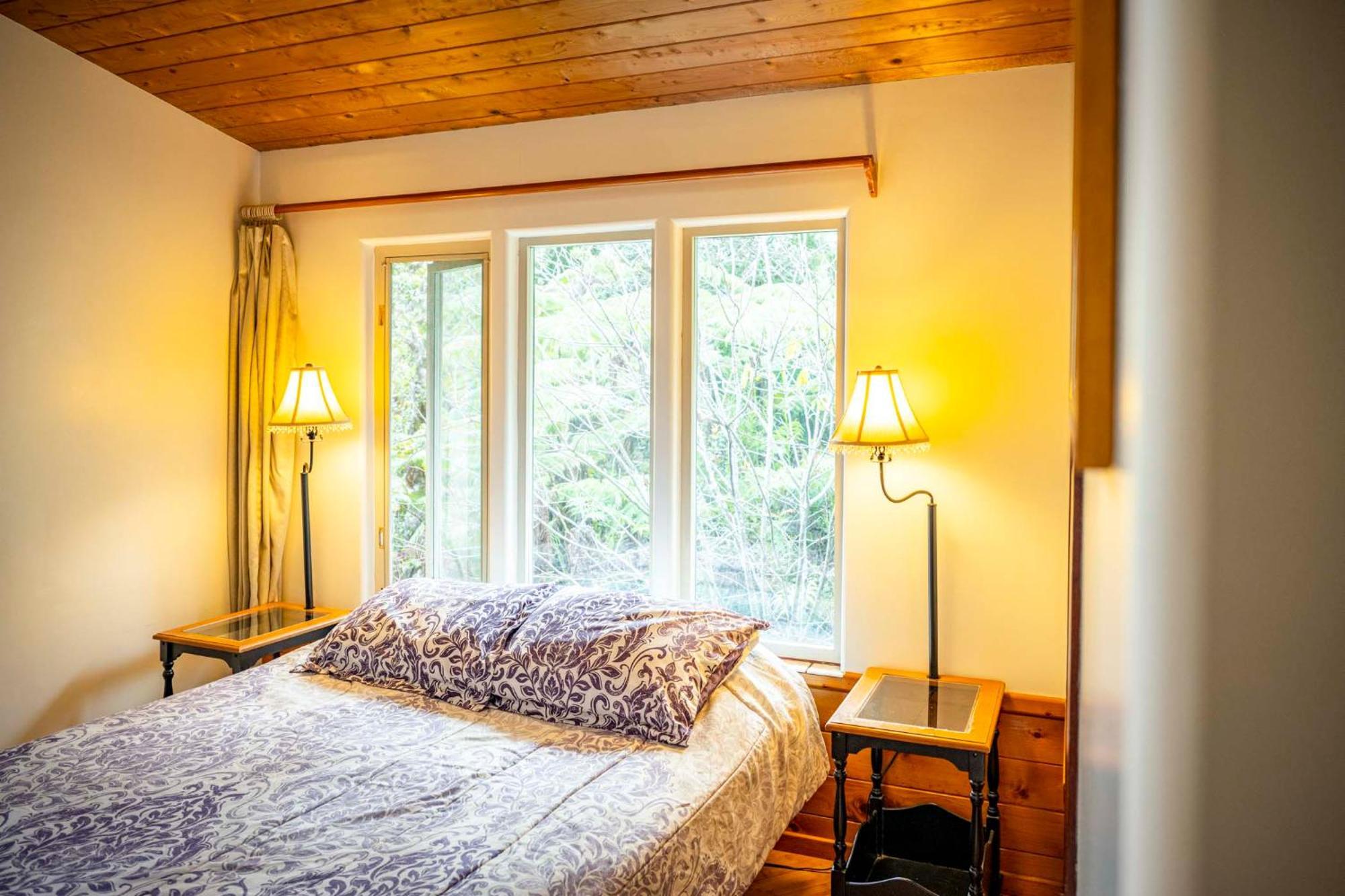 Volcano Inn Bed N Breakfast Ngoại thất bức ảnh