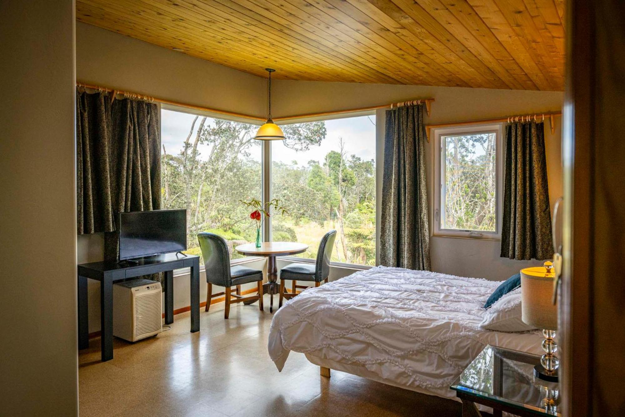 Volcano Inn Bed N Breakfast Ngoại thất bức ảnh