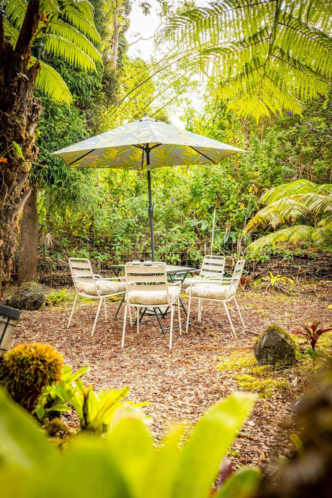 Volcano Inn Bed N Breakfast Ngoại thất bức ảnh
