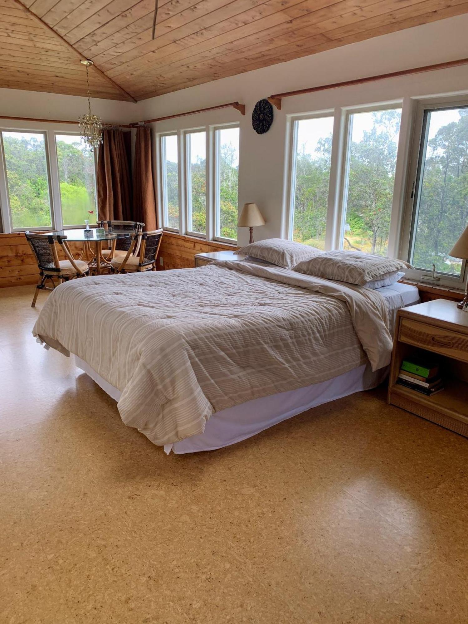 Volcano Inn Bed N Breakfast Ngoại thất bức ảnh