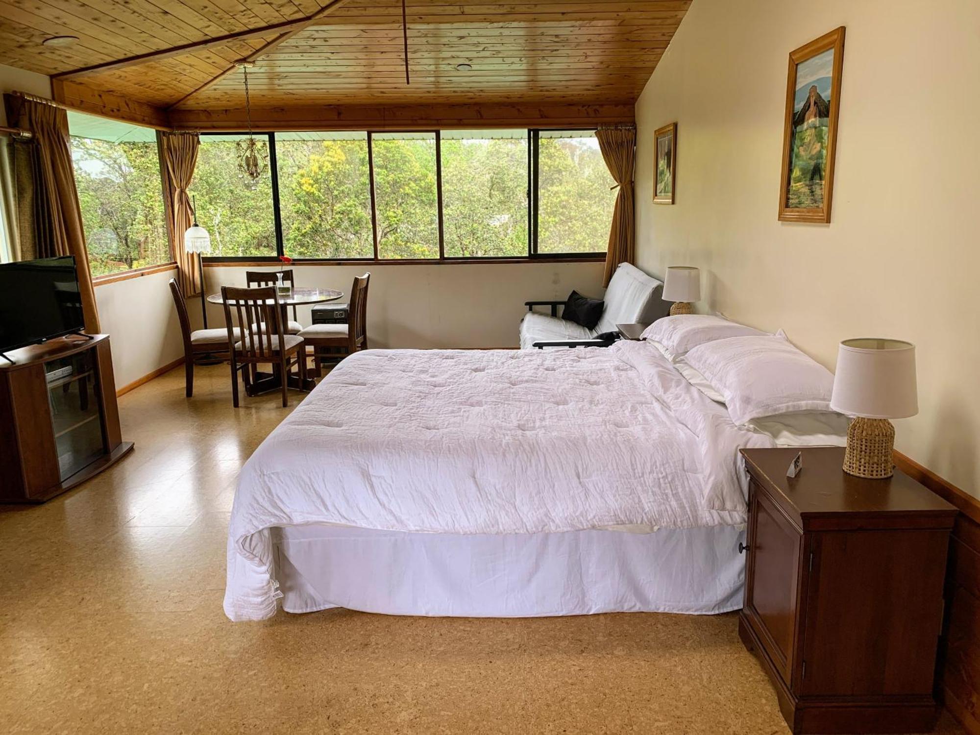 Volcano Inn Bed N Breakfast Ngoại thất bức ảnh